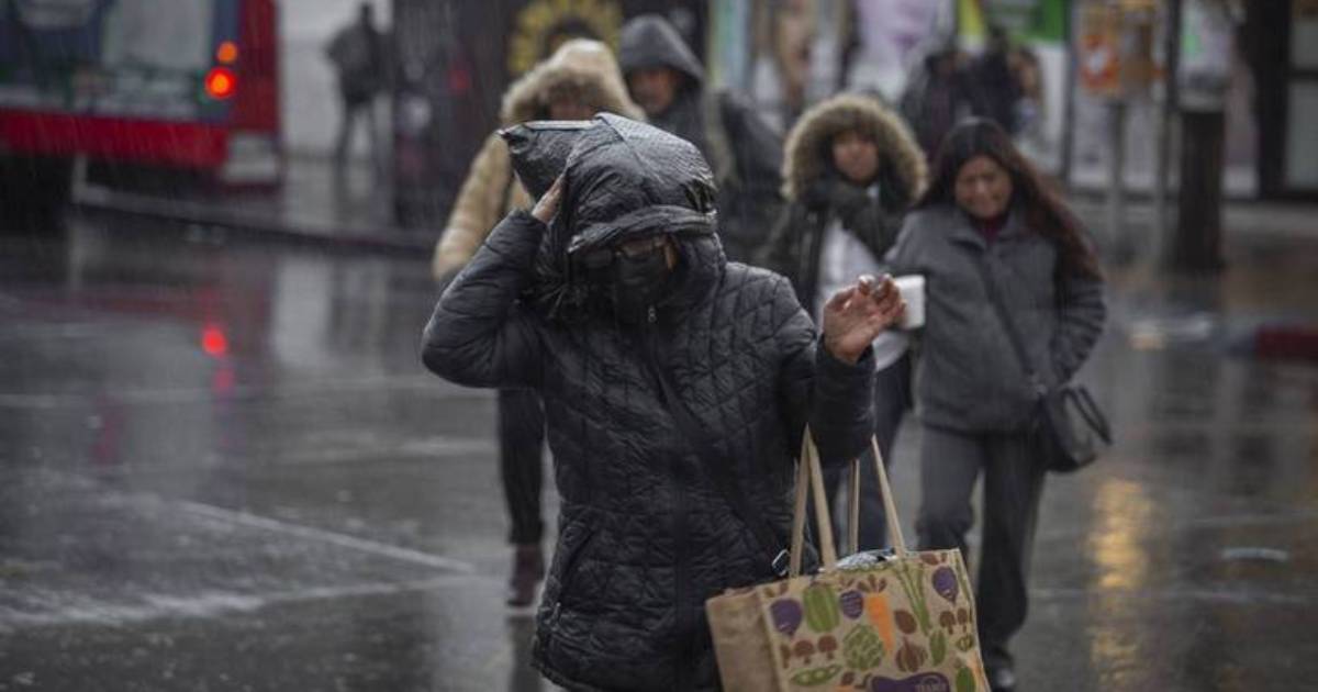 Continua influencia del frente frío 6