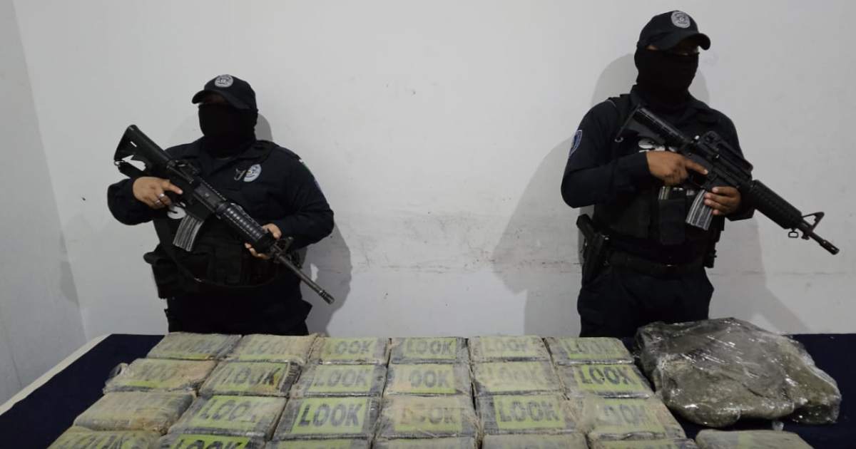 Recalan paquetes de cocaína en playas del Hotel Dreams Tulum