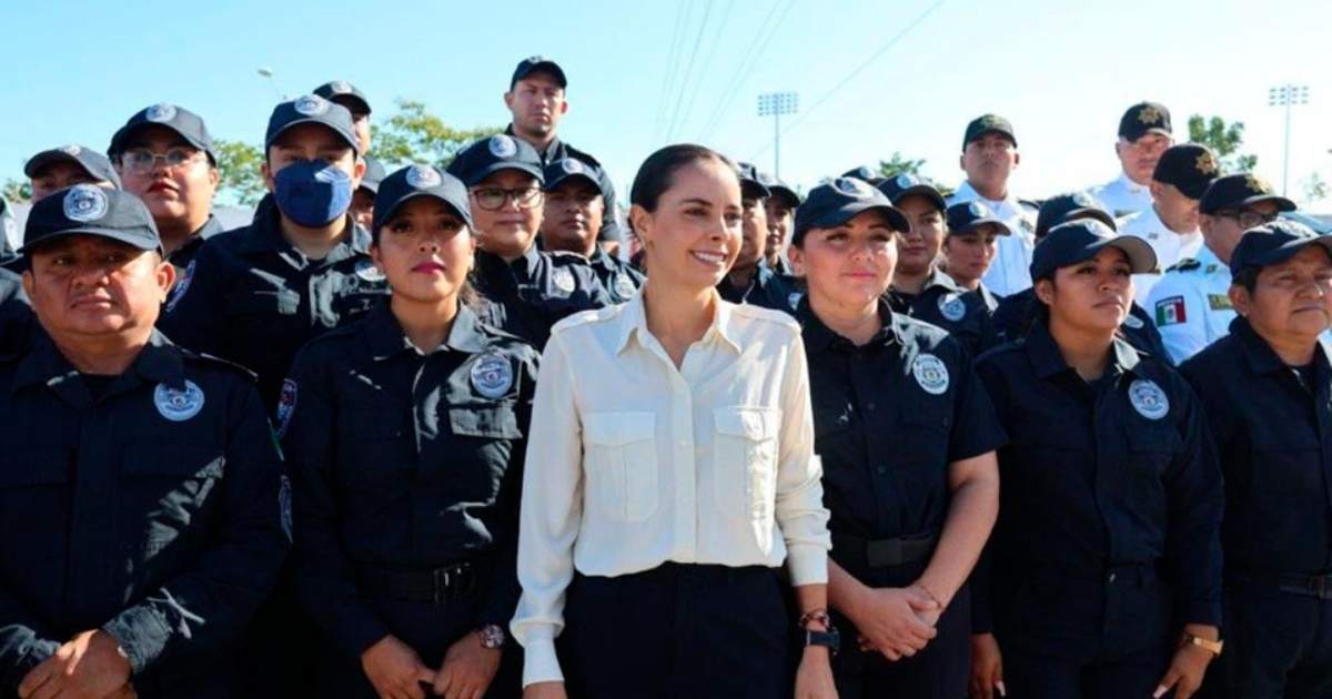 Anuncian aumento salarial a los policías de Cancún
