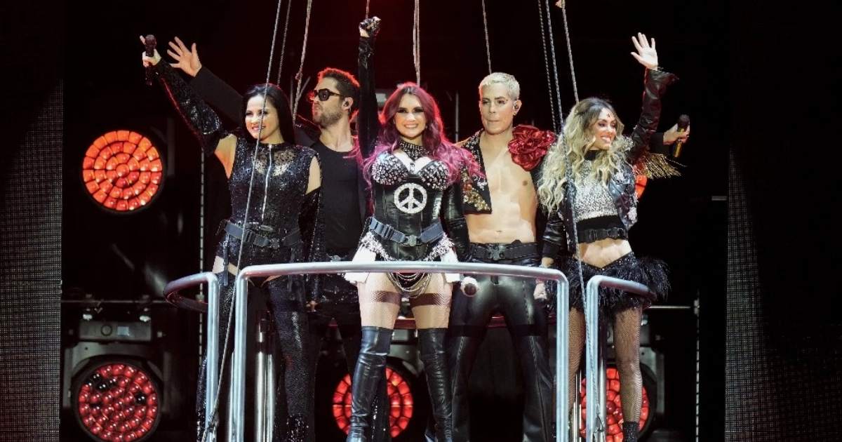 Una locura el concierto de RBD en el Foro Sol