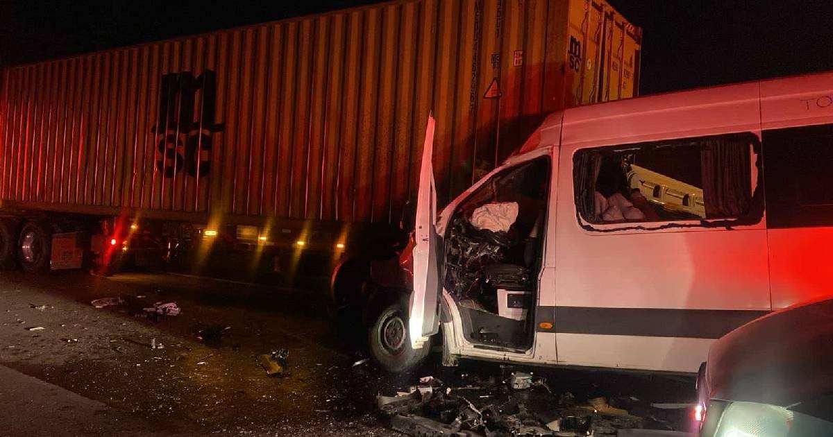 Al menos 10 muertos en accidente carretero en San Luis Potosí