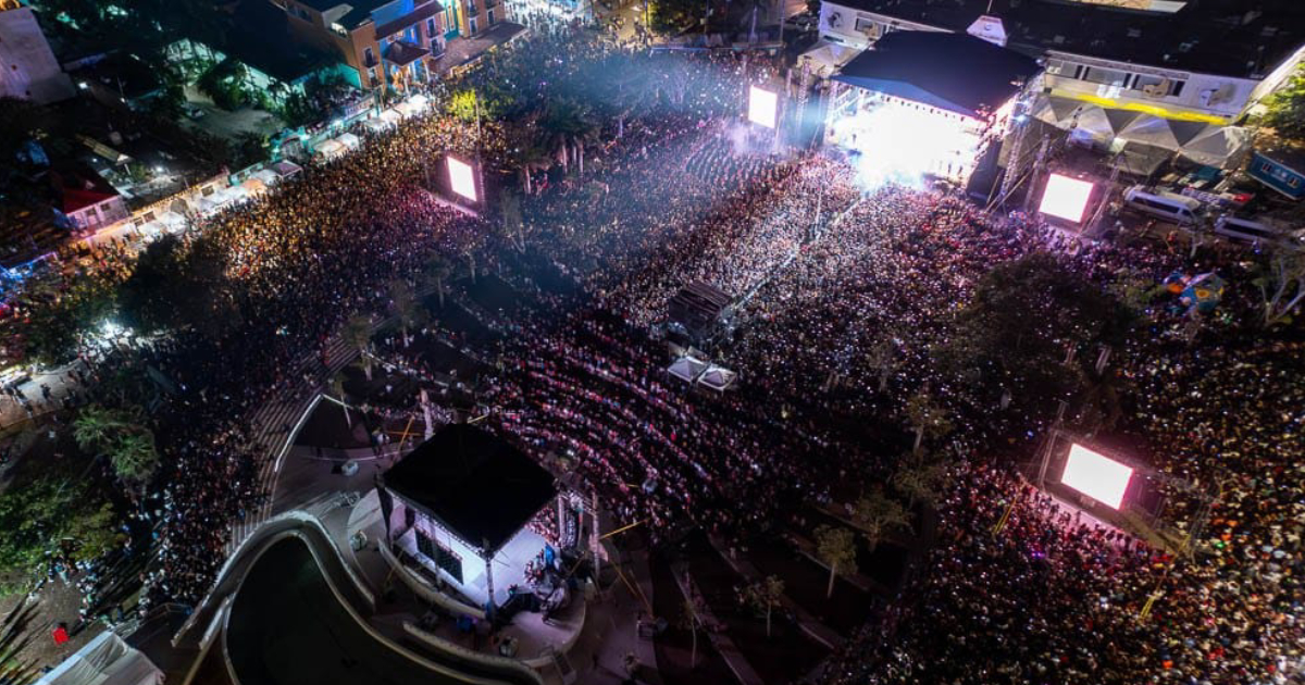Banda MS deja cifra histórica tras su concierto en el Carnaval de Playa del Carmen
