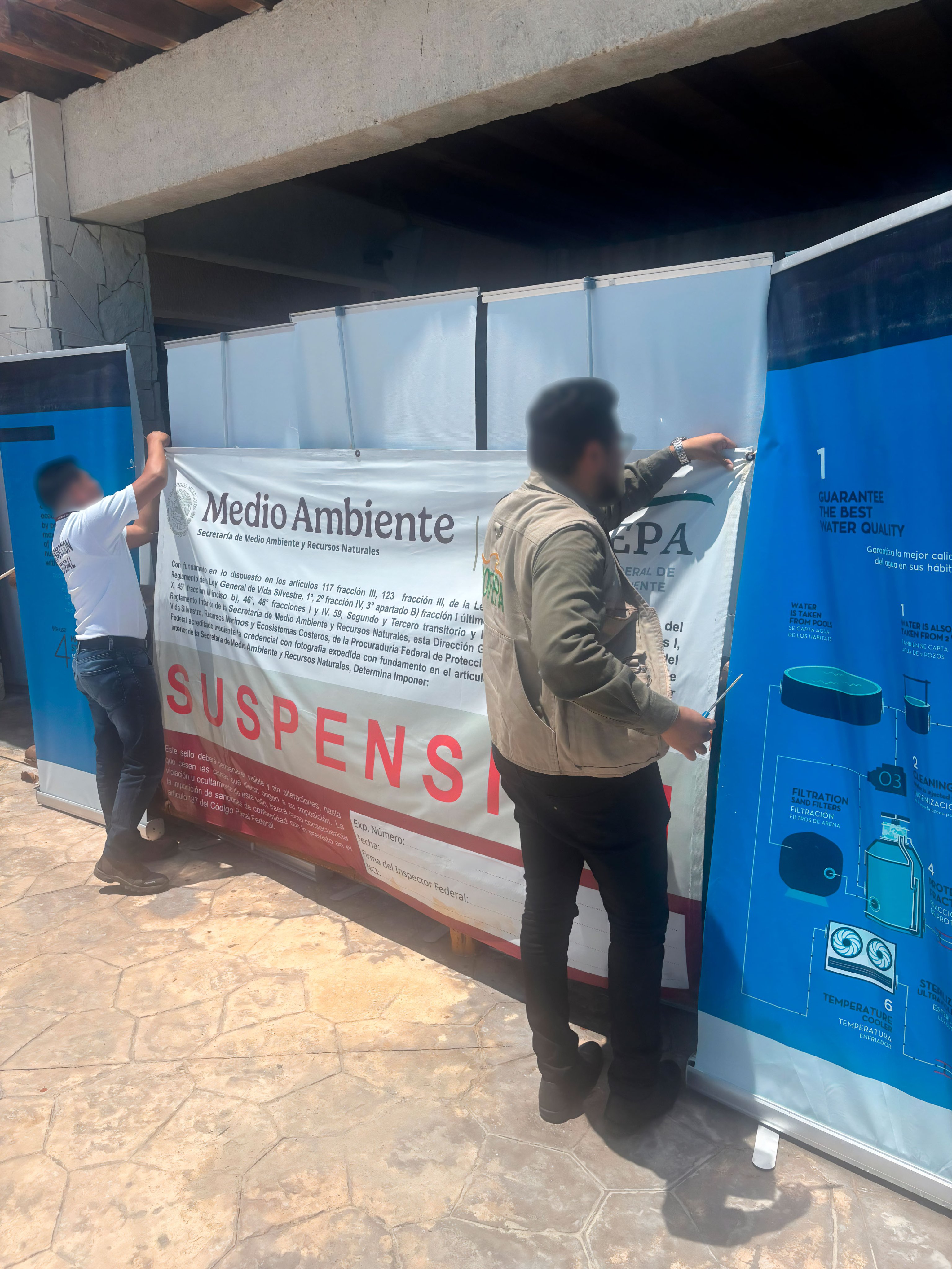 Profepa clausura el delfinario Dolphinaris Barceló