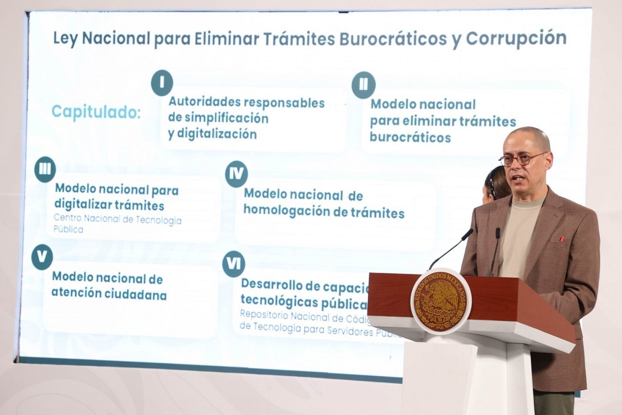 CURP en una identificación biométrica