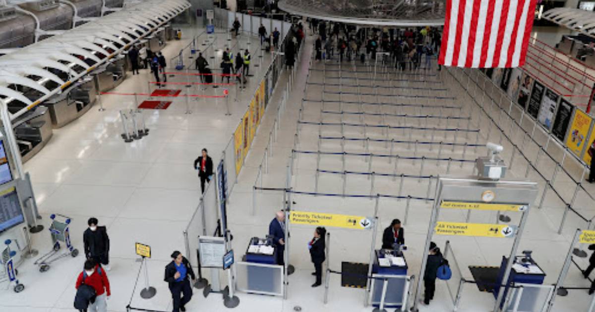 Prohibición de entrada a ciudadanos extranjeros