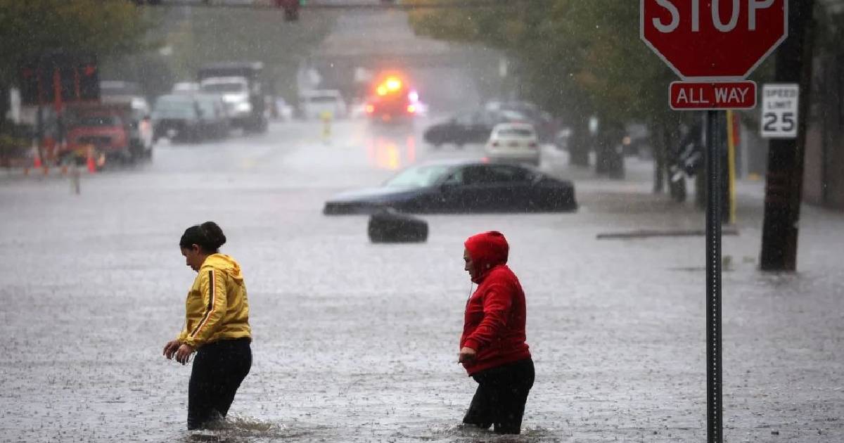 Fuertes lluvias entre Virginia y Nueva York causan caos